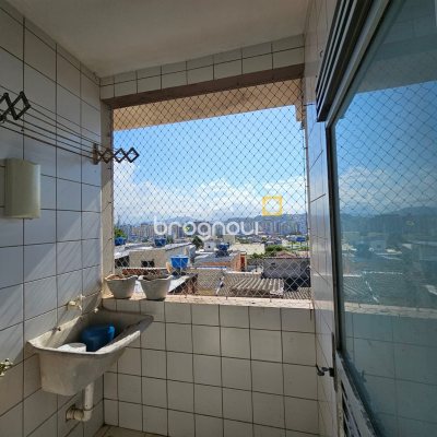 Apartamento com 53m², 2 quartos, 1 garagem, no bairro Capoeiras em Florianópolis