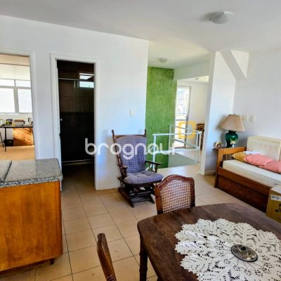 Cobertura com 223m², 4 quartos (sendo 2 suítes), 1 garagem, no bairro Centro em Florianópolis