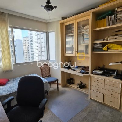 Cobertura com 223m², 4 quartos (sendo 2 suítes), 1 garagem, no bairro Centro em Florianópolis