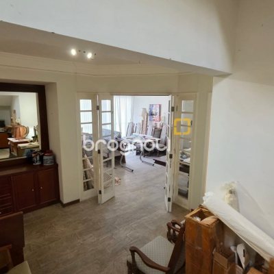Cobertura com 223m², 4 quartos (sendo 2 suítes), 1 garagem, no bairro Centro em Florianópolis