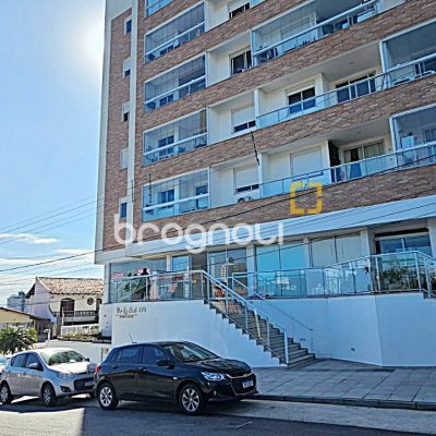 Loja com 86m², 2 garagens, no bairro Estreito em Florianópolis