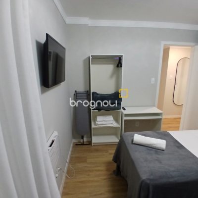 Apartamento com 57m², 2 quartos, no bairro Centro em Florianópolis