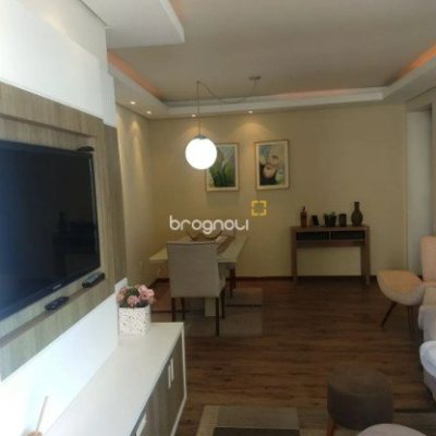 Apartamento com 83m², 3 quartos (sendo 1 suíte), 1 garagem, no bairro Estreito em Florianópolis
