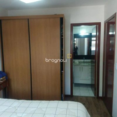 Apartamento com 83m², 3 quartos (sendo 1 suíte), 1 garagem, no bairro Estreito em Florianópolis
