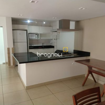 Apartamento com 83m², 3 quartos (sendo 1 suíte), 1 garagem, no bairro Estreito em Florianópolis