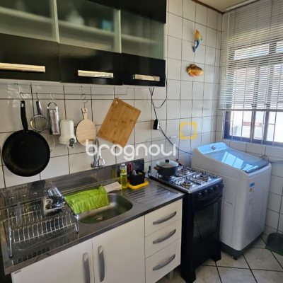 Apartamento com 46m², 1 quarto, 1 garagem, no bairro Canasvieiras em Florianópolis
