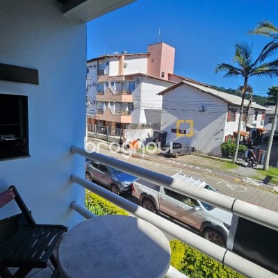 Apartamento com 46m², 1 quarto, 1 garagem, no bairro Canasvieiras em Florianópolis