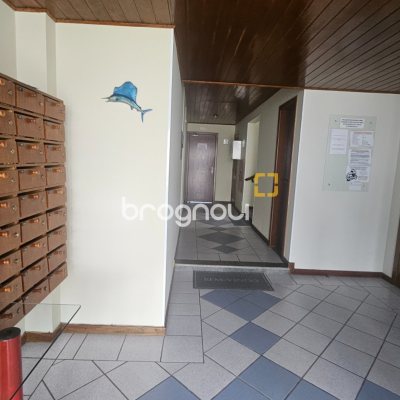 Apartamento com 46m², 1 quarto, 1 garagem, no bairro Canasvieiras em Florianópolis
