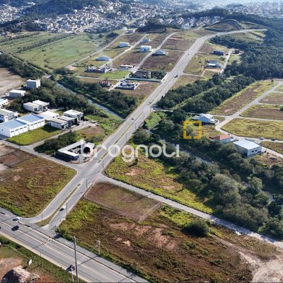 Terreno com 364m², no bairro Sertão do Maruim em São José