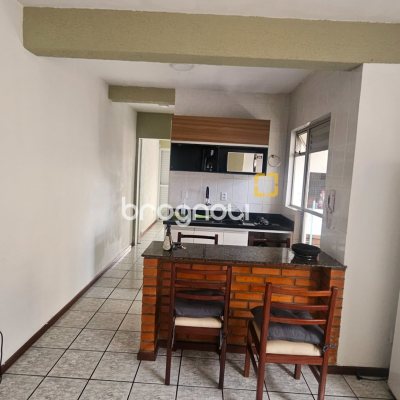 Apartamento com 39m², 1 quarto, 1 garagem, no bairro Canasvieiras em Florianópolis