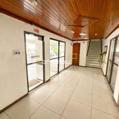 Apartamento com 45m², 1 quarto, 1 garagem, no bairro Ingleses do Rio Vermelho em Florianópolis