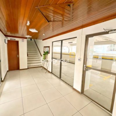 Apartamento com 45m², 1 quarto, 1 garagem, no bairro Ingleses do Rio Vermelho em Florianópolis