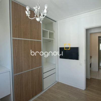 Apartamento com 88m², 3 quartos (sendo 1 suíte), 1 garagem, no bairro Itacorubi em Florianópolis