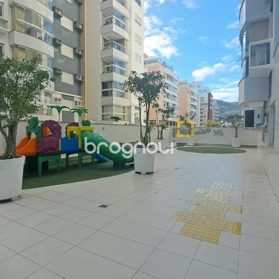 Apartamento com 88m², 3 quartos (sendo 1 suíte), 1 garagem, no bairro Itacorubi em Florianópolis