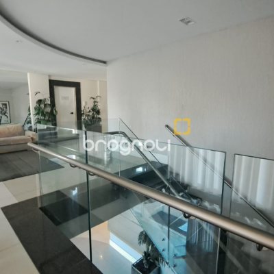 Apartamento com 88m², 3 quartos (sendo 1 suíte), 1 garagem, no bairro Itacorubi em Florianópolis
