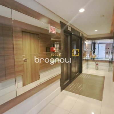 Apartamento com 88m², 3 quartos (sendo 1 suíte), 1 garagem, no bairro Itacorubi em Florianópolis