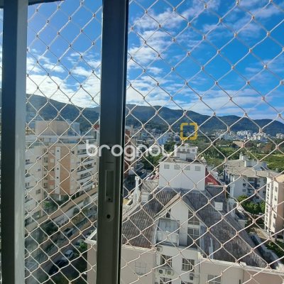Apartamento com 88m², 3 quartos (sendo 1 suíte), 1 garagem, no bairro Itacorubi em Florianópolis