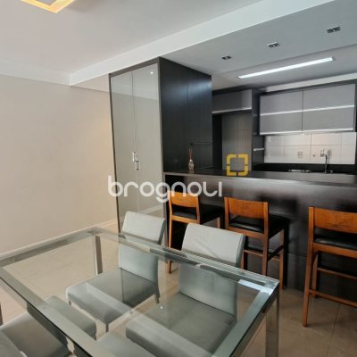 Apartamento com 88m², 3 quartos (sendo 1 suíte), 1 garagem, no bairro Itacorubi em Florianópolis