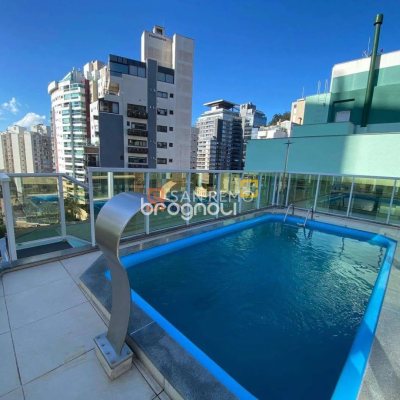 Apartamento com 52m², 1 quarto (sendo 1 suíte), 1 garagem, no bairro Centro em Florianópolis