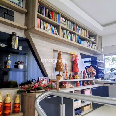 Casa com 307m², 4 quartos (sendo 2 suítes), 3 garagens, no bairro Ingleses do Rio Vermelho em Florianópolis