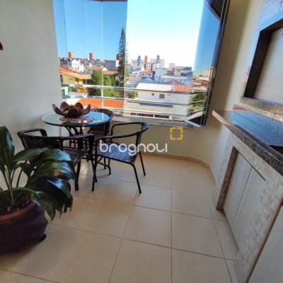 Apartamento com 87m², 3 quartos (sendo 1 suíte), 2 garagens, no bairro Jardim Cidade de Florianópolis em São José