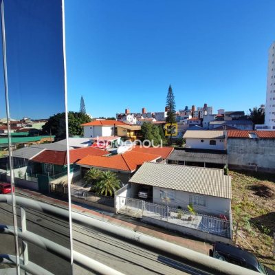 Apartamento com 87m², 3 quartos (sendo 1 suíte), 2 garagens, no bairro Jardim Cidade de Florianópolis em São José