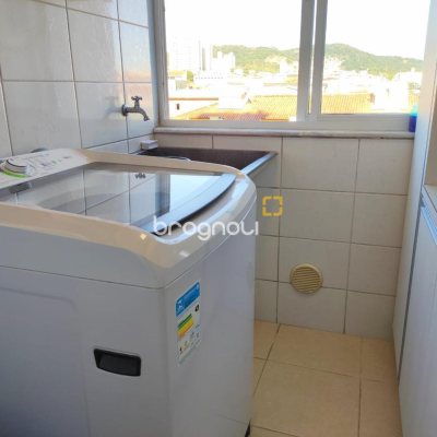 Apartamento com 87m², 3 quartos (sendo 1 suíte), 2 garagens, no bairro Jardim Cidade de Florianópolis em São José
