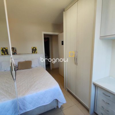 Apartamento com 87m², 3 quartos (sendo 1 suíte), 2 garagens, no bairro Jardim Cidade de Florianópolis em São José
