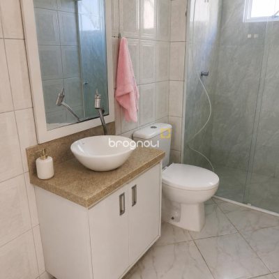 Apartamento com 59m², 2 quartos, 1 garagem, no bairro Areias em São José