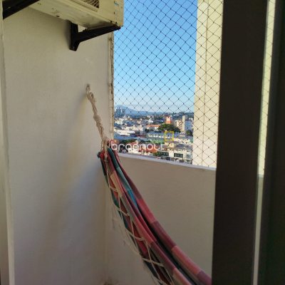 Apartamento com 59m², 2 quartos, 1 garagem, no bairro Areias em São José