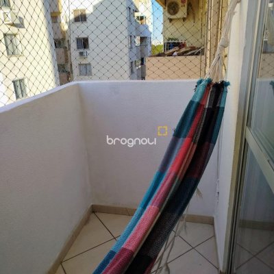 Apartamento com 59m², 2 quartos, 1 garagem, no bairro Areias em São José
