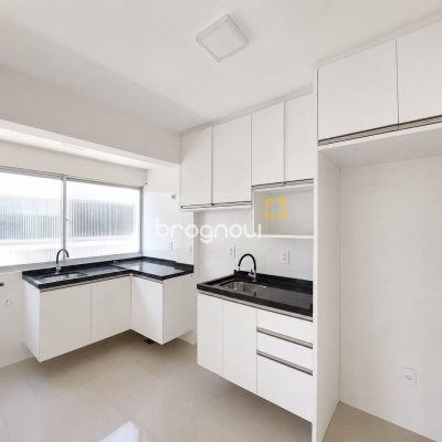 Apartamento com 43m², 2 quartos, 1 garagem, no bairro Estreito em Florianópolis