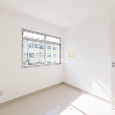 Apartamento com 43m², 2 quartos, 1 garagem, no bairro Estreito em Florianópolis