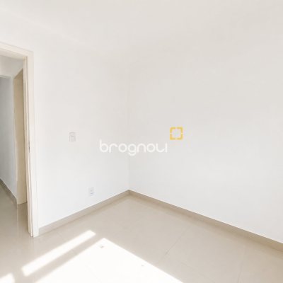 Apartamento com 43m², 2 quartos, 1 garagem, no bairro Estreito em Florianópolis