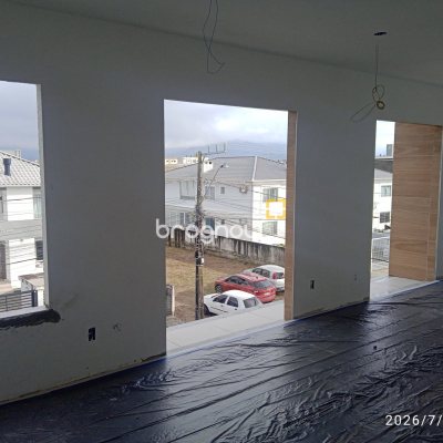 Sala com 37m², 1 garagem, no bairro Nova Palhoça em Palhoça