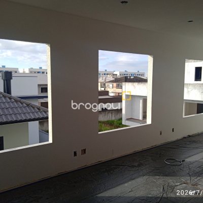 Sala com 34m², 1 garagem, no bairro Nova Palhoça em Palhoça