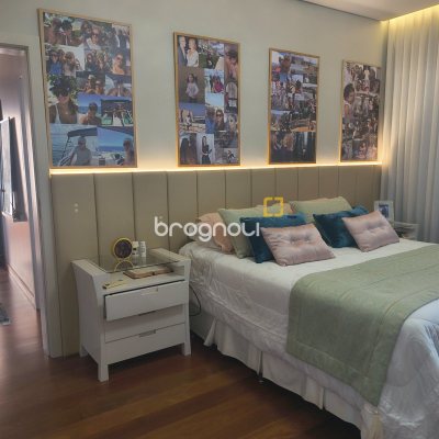 Casa de Condomínio com 410m², 3 quartos (sendo 3 suítes), 3 garagens, no bairro Ratones em Florianópolis