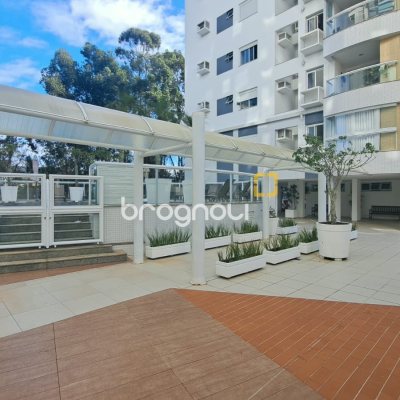 Apartamento com 79m², 2 quartos (sendo 1 suíte), 1 garagem, no bairro Itacorubi em Florianópolis
