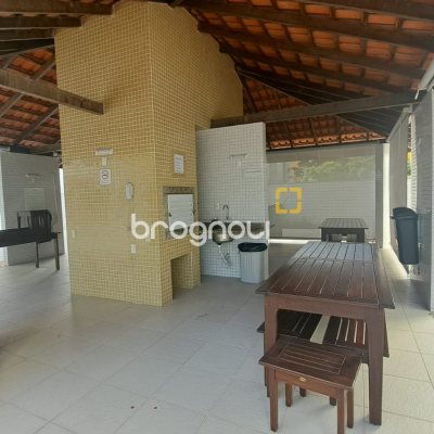Apartamento com 79m², 2 quartos (sendo 1 suíte), 1 garagem, no bairro Itacorubi em Florianópolis