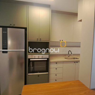 Apartamento com 79m², 2 quartos (sendo 1 suíte), 1 garagem, no bairro Itacorubi em Florianópolis