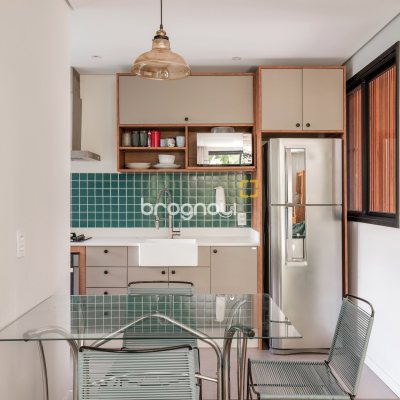 Casa com 373m², 5 quartos (sendo 3 suítes), 3 garagens, no bairro Lagoa da Conceição em Florianópolis