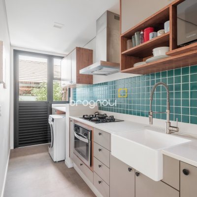 Casa com 373m², 5 quartos (sendo 3 suítes), 3 garagens, no bairro Lagoa da Conceição em Florianópolis