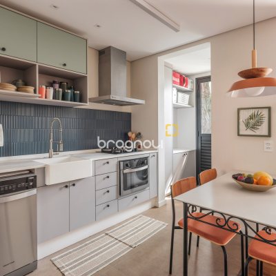 Casa com 373m², 5 quartos (sendo 3 suítes), 3 garagens, no bairro Lagoa da Conceição em Florianópolis