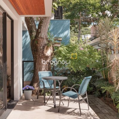 Casa com 373m², 5 quartos (sendo 3 suítes), 3 garagens, no bairro Lagoa da Conceição em Florianópolis