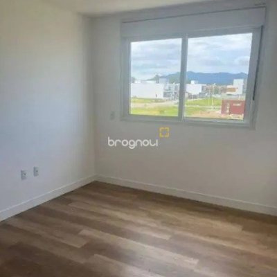 Casa com 150m², 3 quartos (sendo 1 suíte), 2 garagens, no bairro Campeche em Florianópolis