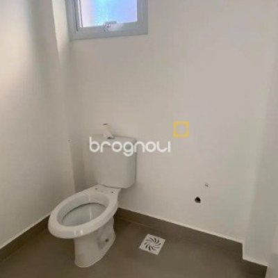 Casa com 150m², 3 quartos (sendo 1 suíte), 2 garagens, no bairro Campeche em Florianópolis
