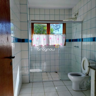 Casa com 208m², 4 quartos, 1 garagem, no bairro São João do Rio Vermelho em Florianópolis