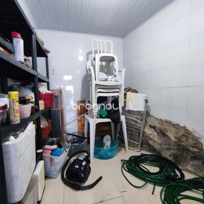 Casa com 298m², 6 quartos (sendo 6 suítes), 1 garagem, no bairro Sambaqui em Florianópolis