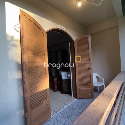 Casa com 298m², 6 quartos (sendo 6 suítes), 1 garagem, no bairro Sambaqui em Florianópolis