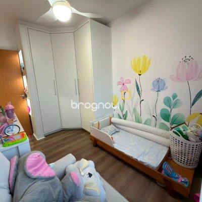 Apartamento com 63m², 2 quartos (sendo 1 suíte), 1 garagem, no bairro Areias em São José